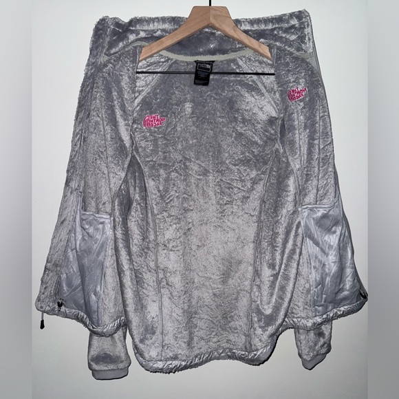 The North Face Cancer Awareness Osito Jacket Women Size Medium Silver Polyester - Picture 2 of 13
